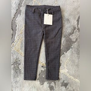 Analogie by Lil Legs brand new plaid navy pants . Gorgeous size 2 slim fit